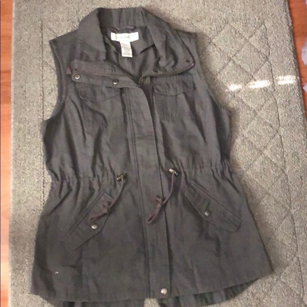 Gray cargo utility vest